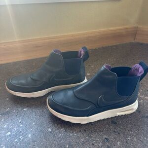 NIKE SHOE AIRMAX THEA MID OBISIDIAN SAIL NAVY BLUE